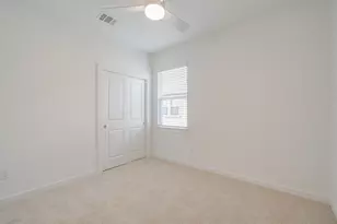 225 Little Spg Ct, Anahuac, TX 77514 - Photo 16