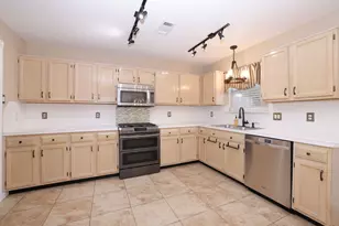 18635 Twigsworth Ln, Humble, TX 77346 - Photo 16