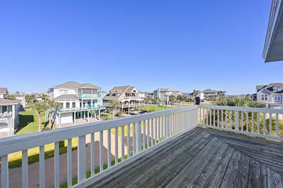 14407 Spyglass Circle, Galveston, TX 77554 - Photo 32