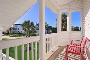 14407 Spyglass Cir, Galveston, TX 77554 - Photo 4