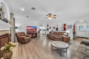 18403 Bluff View Dr, Crosby, TX 77532 - Photo 8