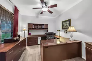 18403 Bluff View Dr, Crosby, TX 77532 - Photo 16