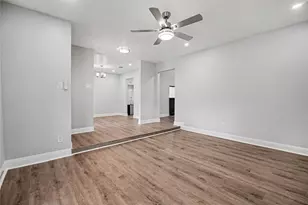 10802 Sagetrail Dr, Houston, TX 77089 - Photo 10