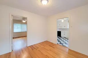 2249 Branard St, Houston, TX 77098 - Photo 10