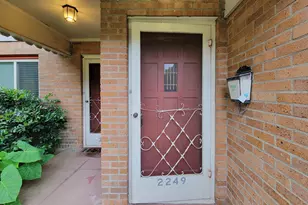 2249 Branard St, Houston, TX 77098 - Photo 2