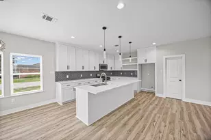 8203 Gladstone St, Houston, TX 77051 - Photo 12