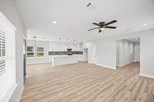 8203 Gladstone St, Houston, TX 77051 - Photo 16