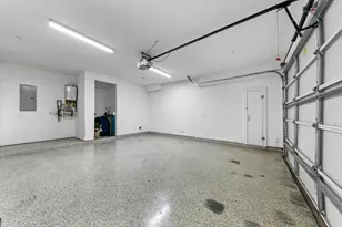 608 Oakley St, Houston, TX 77006 - Photo 6