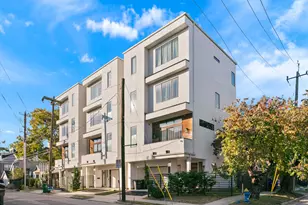 608 Oakley St, Houston, TX 77006 - Photo 2