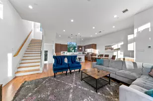 608 Oakley St, Houston, TX 77006 - Photo 8