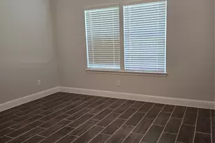 213 Adoue Ave, Baytown, TX 77520 - Photo 4