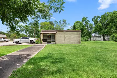 810-808 Morton Street, Richmond, TX 77469 - Photo 2