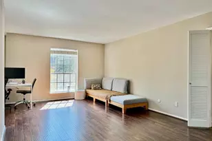 357 N Post Oak Ln, Houston, TX 77024 - Photo 4