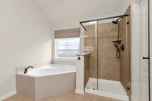 2005 Borthwick Ln, Conroe, TX 77301 - Photo 18