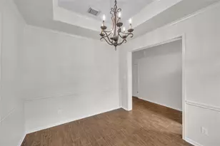 2614 Shady Acres Ct, Houston, TX 77008 - Photo 6