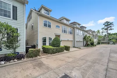 2614 Shady Acres Court, Houston, TX 77008 - Photo 38