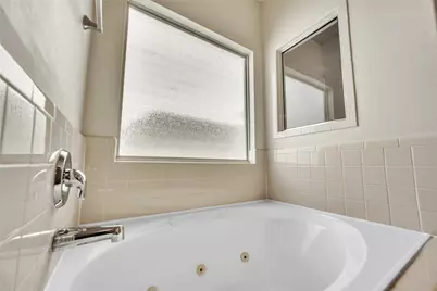 2614 Shady Acres Court, Houston, TX 77008 - Photo 32