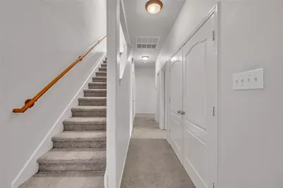 2614 Shady Acres Court, Houston, TX 77008 - Photo 18