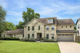 1717 Creek Dr, Houston, TX 77055 - Photo 38
