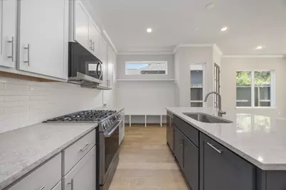 4317 Roseland Street #A, Houston, TX 77006 - Photo 4