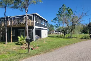 12018 Sandpiper Rd, Angleton, TX 77515 - Photo 46