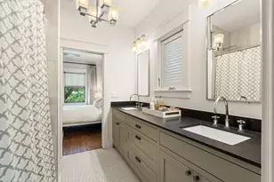 714 E 18th St, Houston, TX 77008 - Photo 34