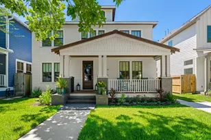 714 E 18th St, Houston, TX 77008 - Photo 1