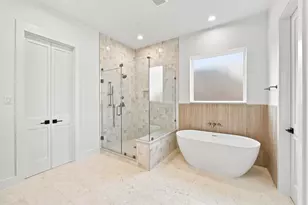 611 E 25th St, Houston, TX 77008 - Photo 18