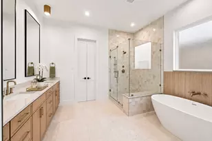 611 E 25th St, Houston, TX 77008 - Photo 16