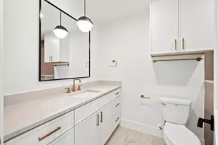 611 E 25th St, Houston, TX 77008 - Photo 32