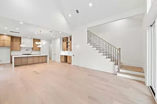 611 E 25th St, Houston, TX 77008 - Photo 14