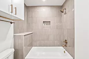 611 E 25th St, Houston, TX 77008 - Photo 30