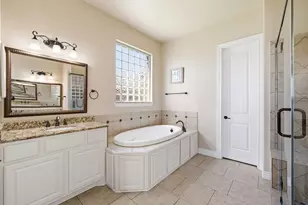 8506 San Juanico St, Houston, TX 77044 - Photo 26