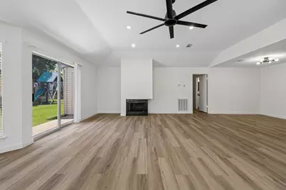 16123 Camino Del Sol Drive, Houston, TX 77083 - Photo 2