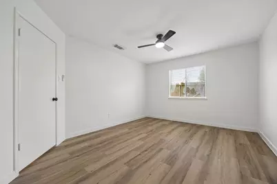 16123 Camino Del Sol Drive, Houston, TX 77083 - Photo 24