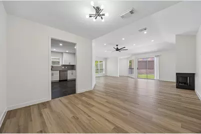 16123 Camino Del Sol Drive, Houston, TX 77083 - Photo 10