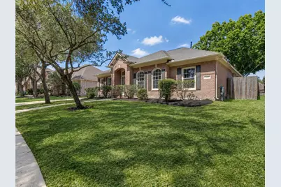 3319 Almond Creek Drive, Houston, TX 77059 - Photo 2