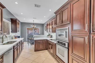 2555 Bering Drive #15, Houston, TX 77057 - Photo 8