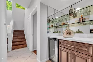 2555 Bering Dr, Houston, TX 77057 - Photo 18