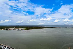 921 Marine Dr, Galveston, TX 77550 - Photo 32