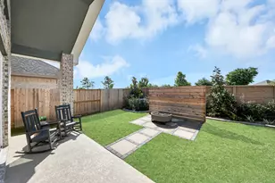 9710 Manorhouse Ln, Manvel, TX 77578 - Photo 32