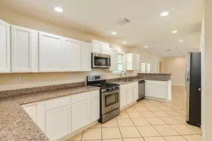 3206 Pine St, Galveston, TX 77551 - Photo 16