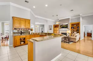 8480 Anastasia Ave, Beaumont, TX 77705 - Photo 6