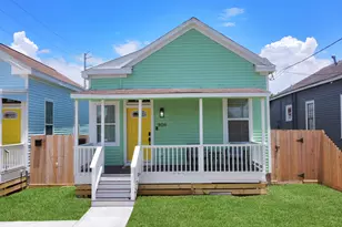804 34th St, Galveston, TX 77550 - Photo 2
