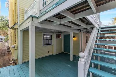1724 S Ball Street, Galveston, TX 77550 - Photo 20