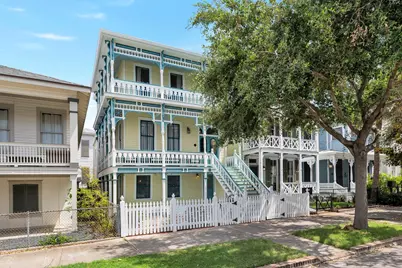 1724 S Ball Street, Galveston, TX 77550 - Photo 1