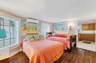 1724 S Ball St, Galveston, TX 77550 - Photo 16