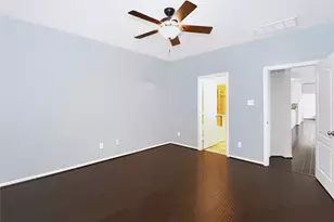 4918 Vista Village Ln, Houston, TX 77092 - Photo 14