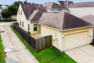 4918 Vista Village Ln, Houston, TX 77092 - Photo 32