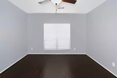 4918 Vista Village Lane, Houston, TX 77092 - Photo 16